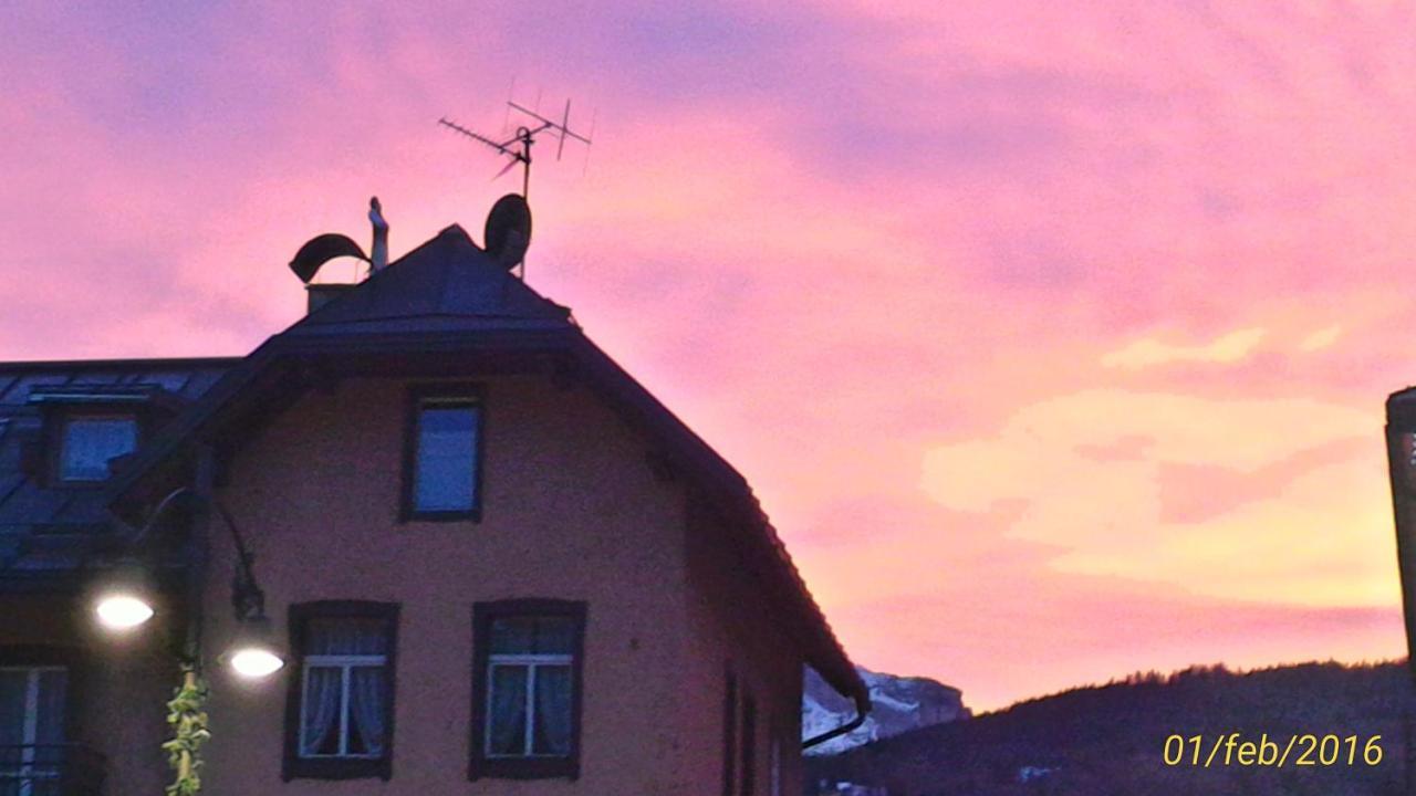 Hotel Montana Cortina d'Ampezzo Luaran gambar